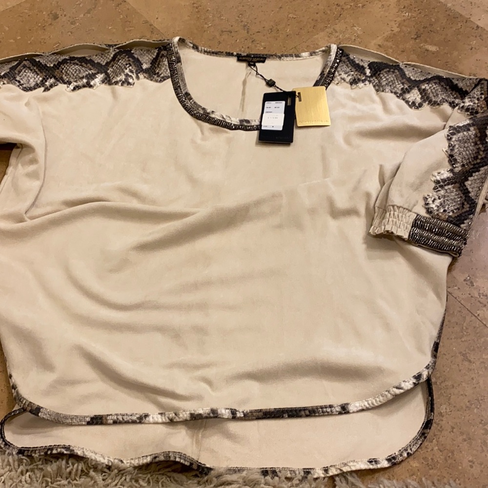 NWT Alberto Makali suede top